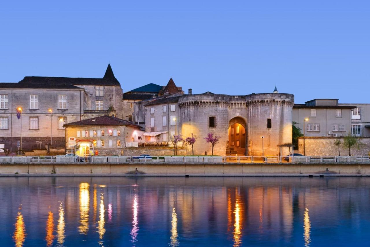 Maison De Centre-Ville Cognac Esterno foto